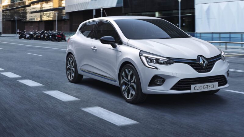 renault clio renting