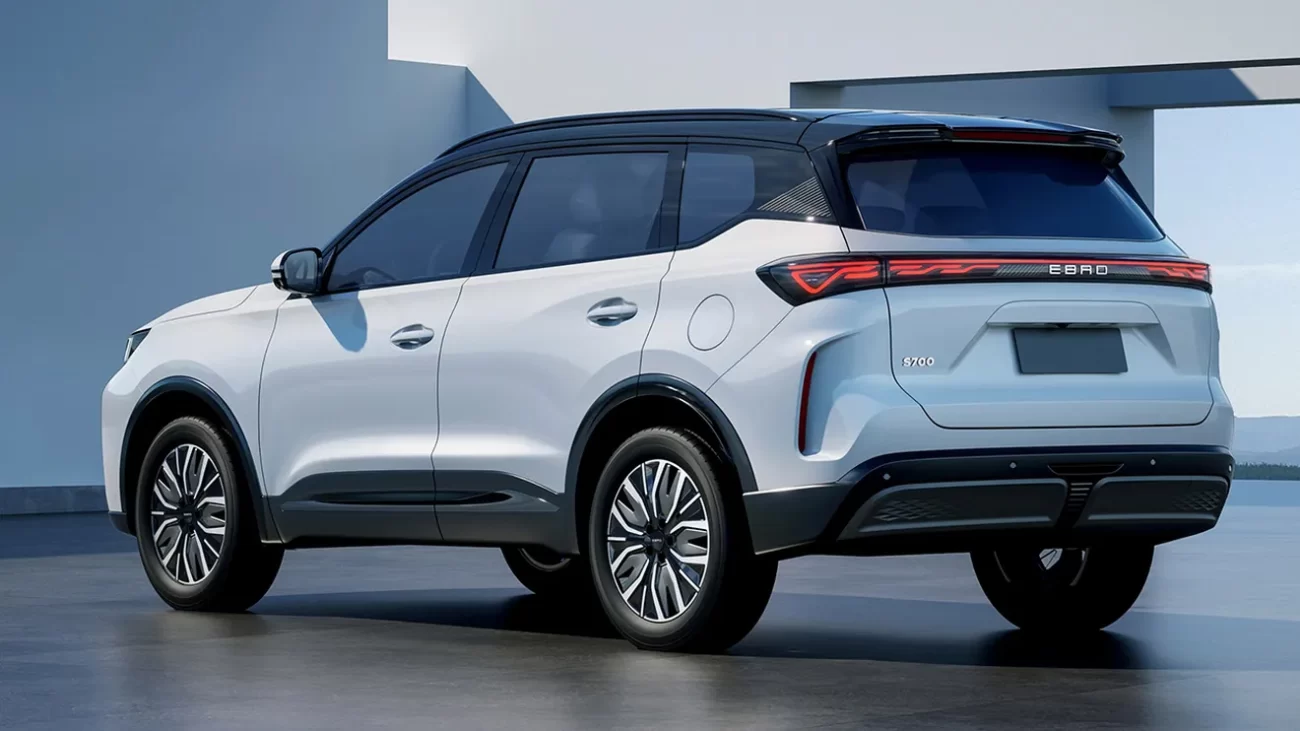 EBRO S700 1.5 TGDI PHEV